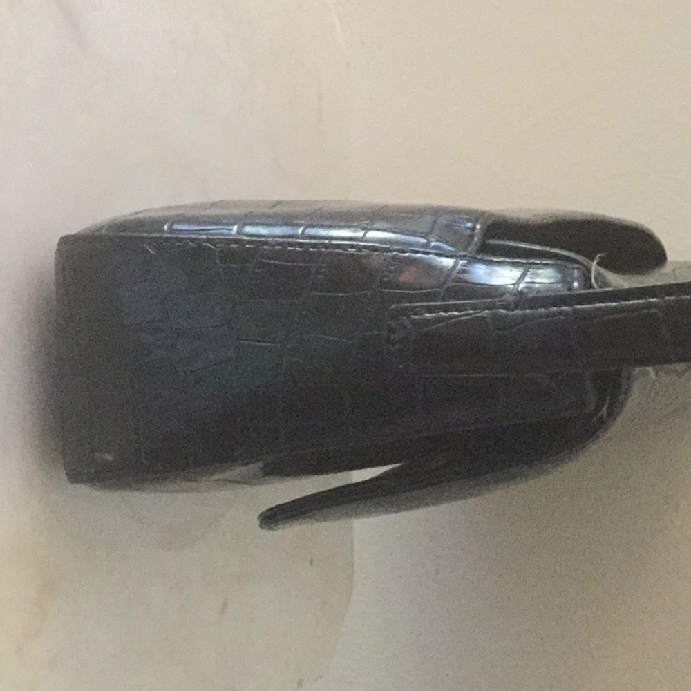 Jones New York dark navy purse - Picture 5 of 8